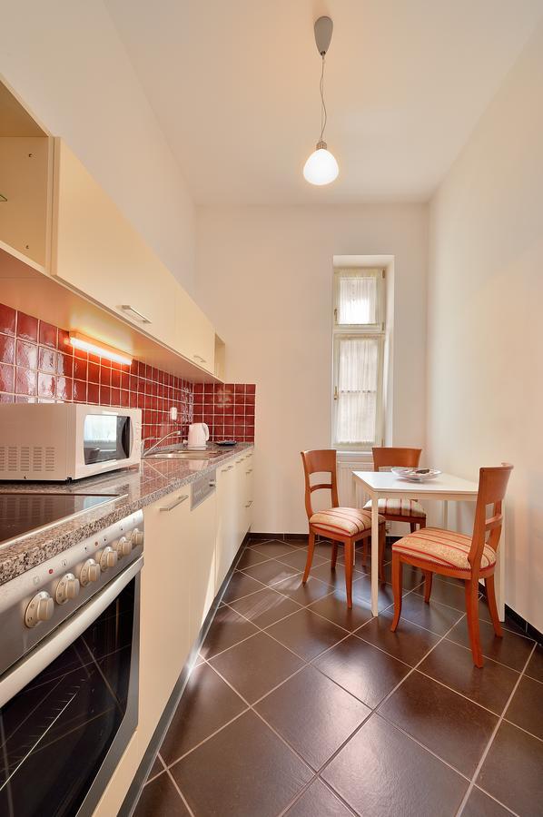 Ambiente Serviced Apartments - Tallerova براتسيلافا المظهر الخارجي الصورة