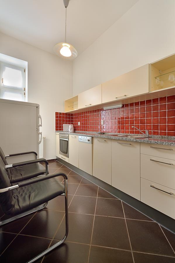 Ambiente Serviced Apartments - Tallerova براتسيلافا المظهر الخارجي الصورة