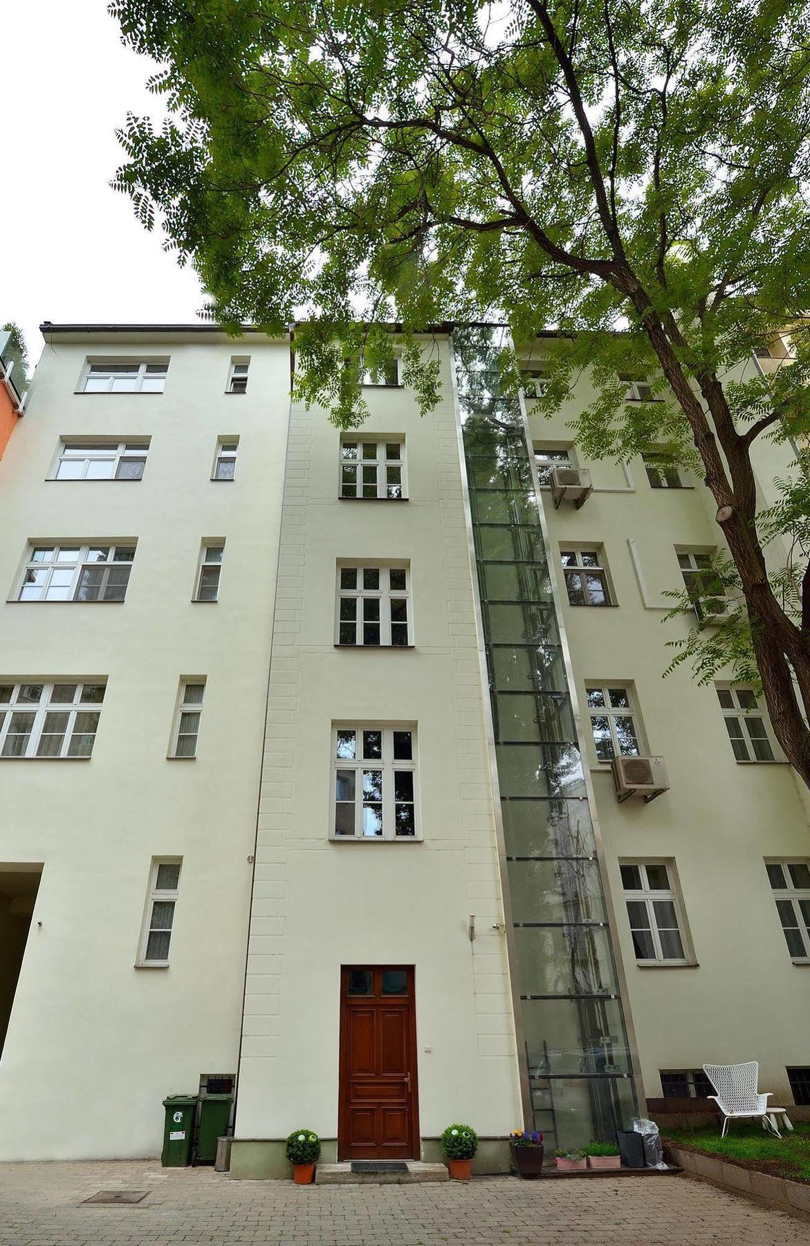 Ambiente Serviced Apartments - Tallerova براتسيلافا المظهر الخارجي الصورة