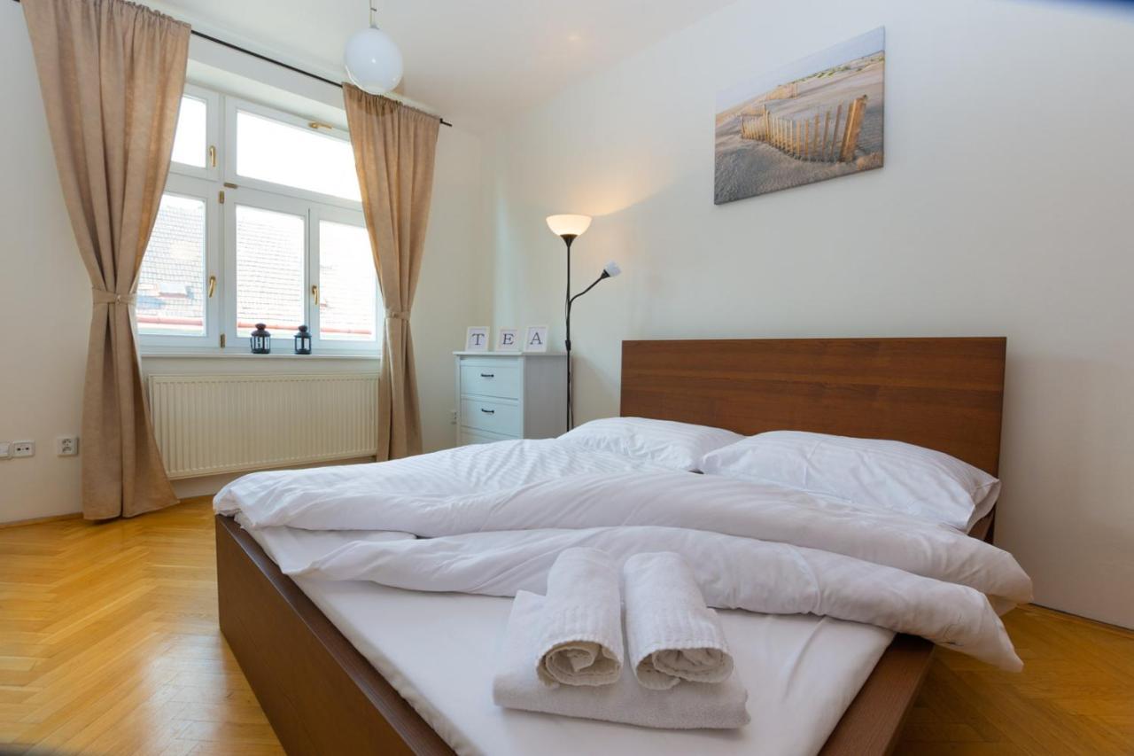 Ambiente Serviced Apartments - Tallerova براتسيلافا المظهر الخارجي الصورة