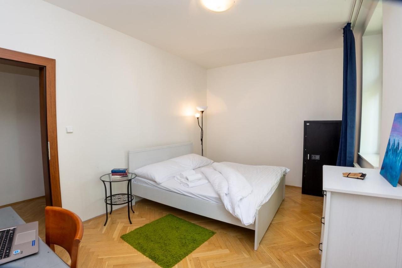Ambiente Serviced Apartments - Tallerova براتسيلافا المظهر الخارجي الصورة